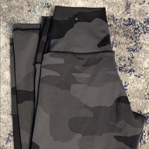 Aerie high waisted leggings size medium